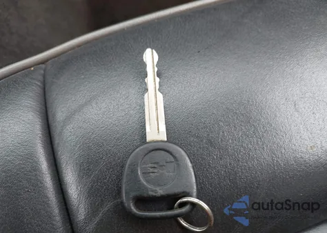 2006 Hummer H3 Suv из США, поврежденный, VIN 5GTDN136268168377